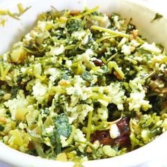 A picture of Fried fenugreek leaves.