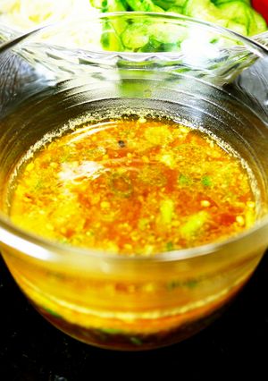 A picture of All-Purpose Dipping Sauce for Somen, Hiyashi Chuka, and Tsukemen.