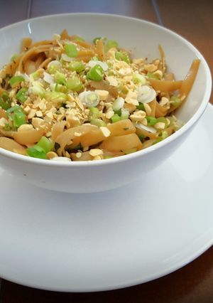 A picture of Spicy Thai Noodles.