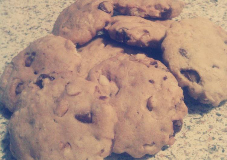 Chocolate chip nut cookies