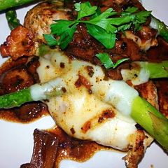 A picture of The CheeseCake Factory~ Chicken Madeira.
