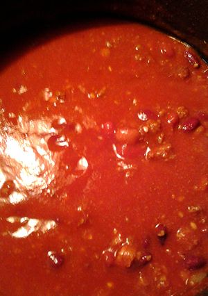 A picture of skunks chili (soup).