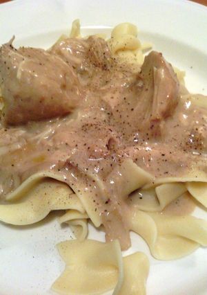 A picture of Crock Pot Chicken Marsala.