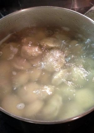 A picture of Pelmeni.
