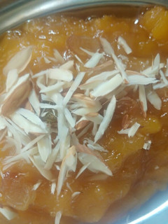 પપૈયા નો હલવો (Papaya Halwa Recipe In Gujarati) રેસીપી મુખ્ય ફોટો