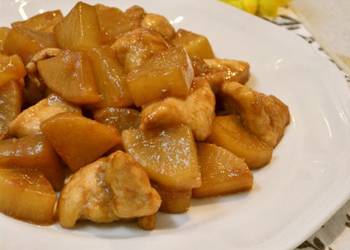 How to Prepare Perfect Reusing the Cooking Liquid From Simmered Pork Belly Cubes Braised Daikon Radish and Chicken