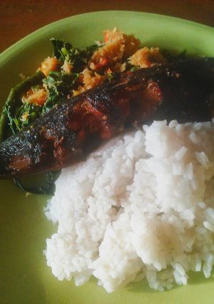 Foto resep Lele Goreng plus Urap Sederhana