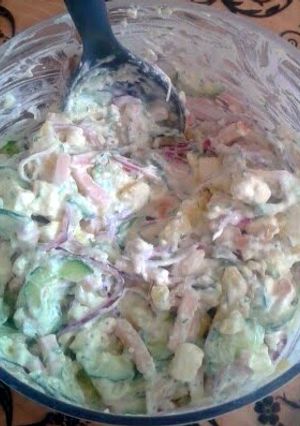 A picture of Greek style potato salade.