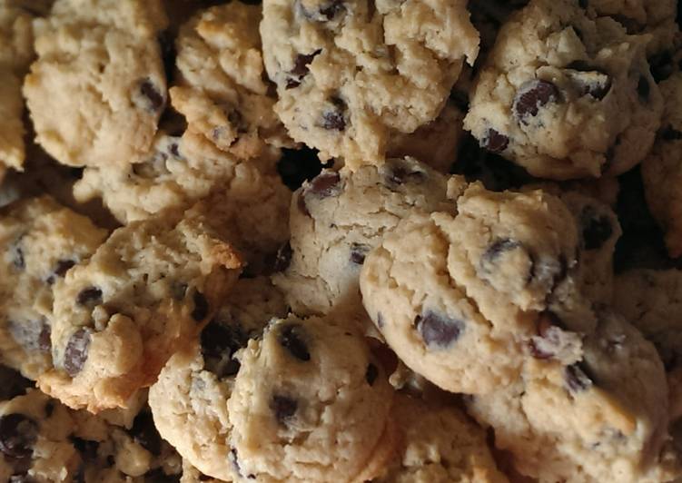 Simple Way to Prepare Favorite Cream Cheese Chocolate Chip Cookies