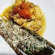 Corvina en cúrcuma con espárragos