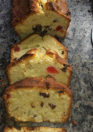 Una foto de Budín con frutas