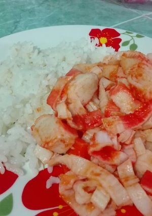 Una foto de Surimi en salsa chipotle