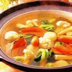 A picture of Shin's Vegetable Salad Hot Pot.