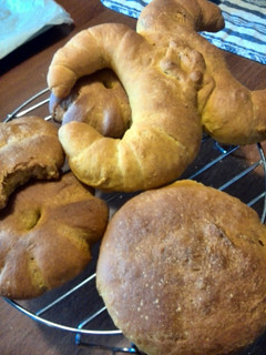 A picture of Pumpkin bread.