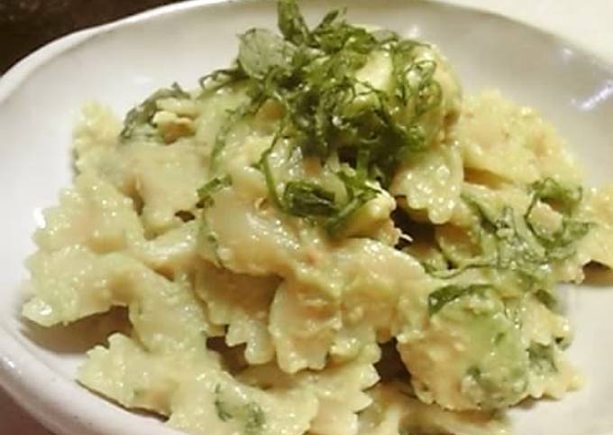 Pasta Salad with Refreshing Shiso Leaves with Mild Avocado and Sesame