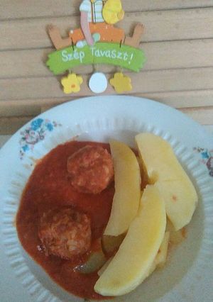 Húsgombóc paradicsomszósszal recept fotója