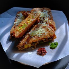 A picture of Cheesy Peri Peri Toast Sandwich.