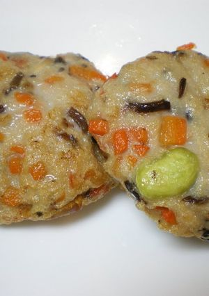 A picture of Home-made Satsuma-age Fish Cakes.