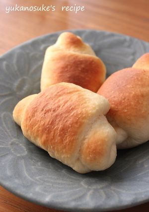 A picture of Fluffy Bread Rolls.