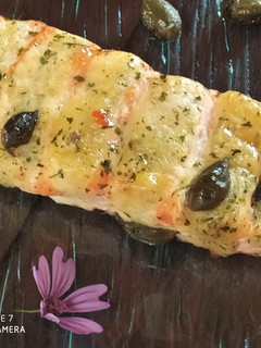 Foto di Salmone ripieno di patate,al profumo di timo