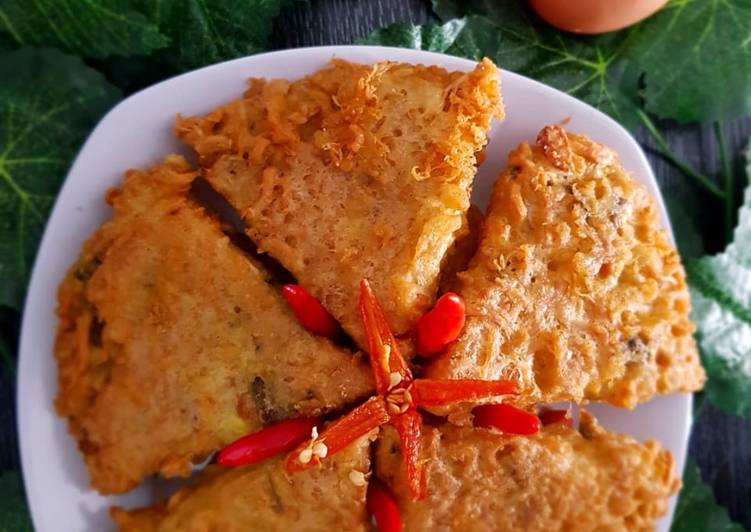 Bagaimana Menyiapkan Martabak mie telur crispy Anti Gagal