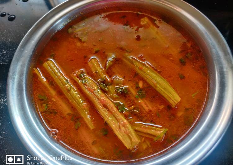 How to Make Homemade Drumstick curry