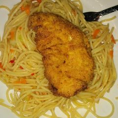 A picture of Fried Chic n cumber salad.