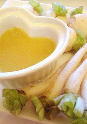 A picture of Vegan Bagna Cauda without Anchovy.