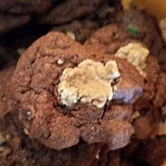 A picture of Chocolate Peanut Butter Super Cookies.