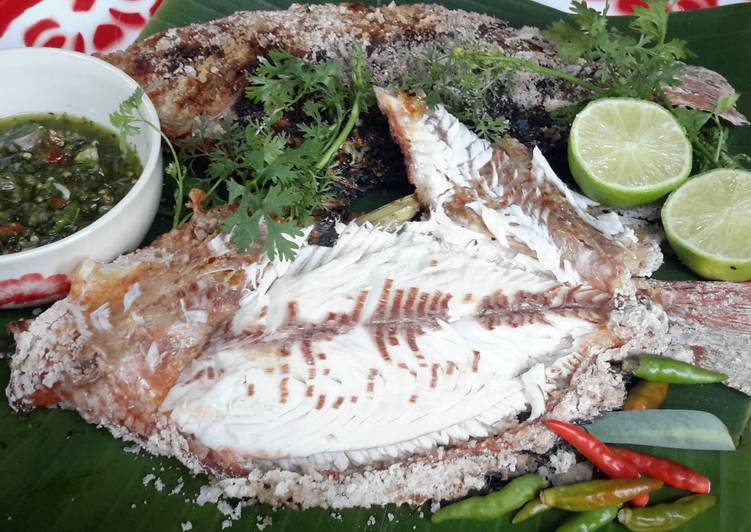 Recipe of Super Quick Pla Pao / Thai Style Grilled Whole Fish