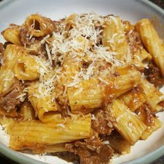 A picture of RAGÙ of Braised Beef.