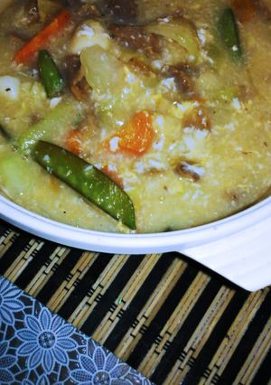 A picture of simple homemade vegetable soup.