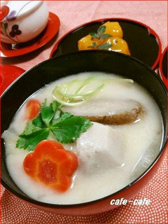 A picture of Kyoto Ozouni (Mochi Soup) with White Miso.