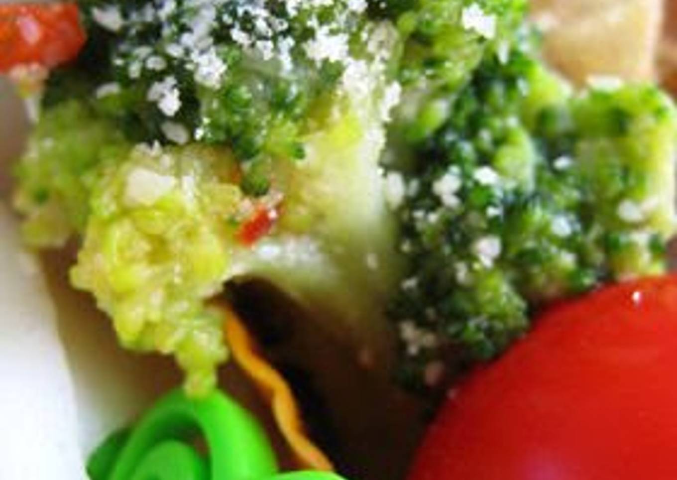Broccoli with Sweet Chili Sauce