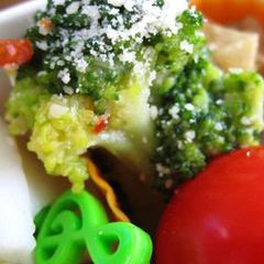 A picture of Broccoli with Sweet Chili Sauce.