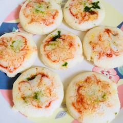 A picture of Masala idli.