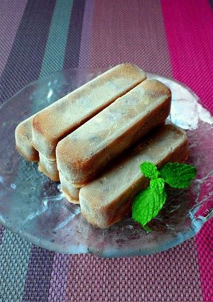 A picture of Rich Azuki Bean Ice Cream Bars.