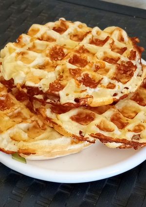 Una foto de Waffles de Queso 🤤🧇🧀