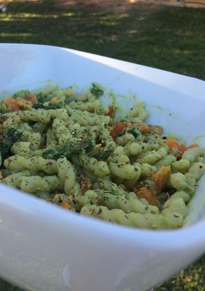 A picture of Avocado Pasta.