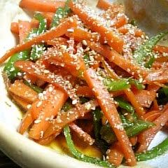 A picture of Easy Kinpira with Carrot and Bell Peppers!.