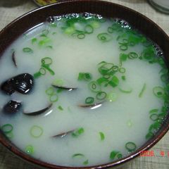 A picture of Delicious Shijimi Clam Miso Soup.