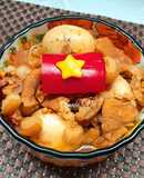 Thịt vai heo kho trứng với gói sốt kho thịt