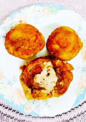 A picture of Chocolate Icecream Bonda.