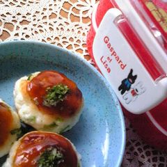 A picture of Easy Bento Fillers--Hanpen Fishcakes and Scallion Okonomiyaki-Style.