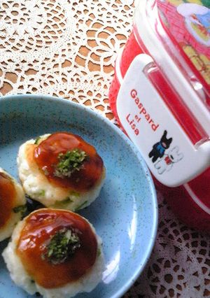 A picture of Easy Bento Fillers--Hanpen Fishcakes and Scallion Okonomiyaki-Style.