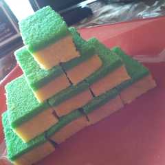 รูปของ Bolu labu kuning bunda Diah Didi's kitchen