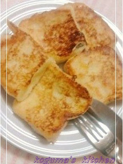 A picture of Jam-stuffed French Toast.