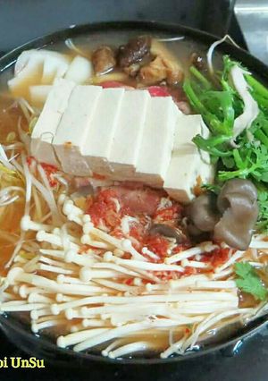 Hình của món Lẩu Đậu Hũ 두부전골.