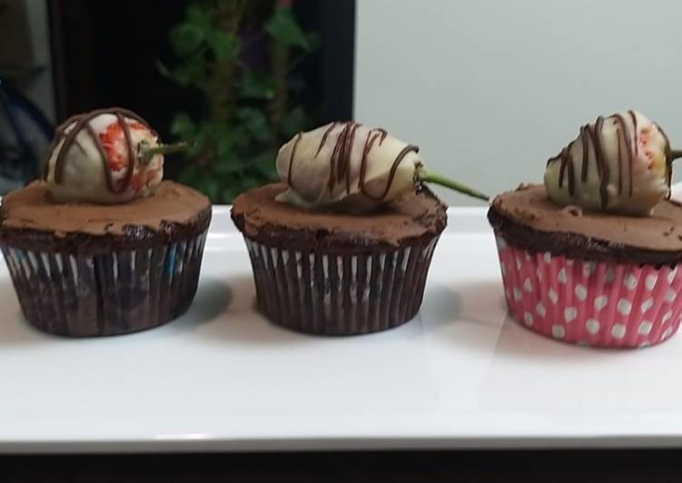 Step-by-Step Guide to Make Speedy Eggless Choco chips cup cakes filled with melted chocolate