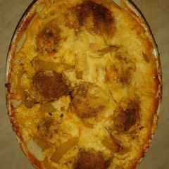 A picture of JJ's Potatoes and Meatball Bake🥔-with my twist🥔🥔🥔🥔🥔🥔🥔🥔.